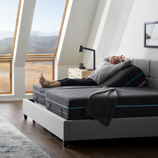 Peak 14" CoolSync™ Hybrid Mattress + HyperChill™ Cover