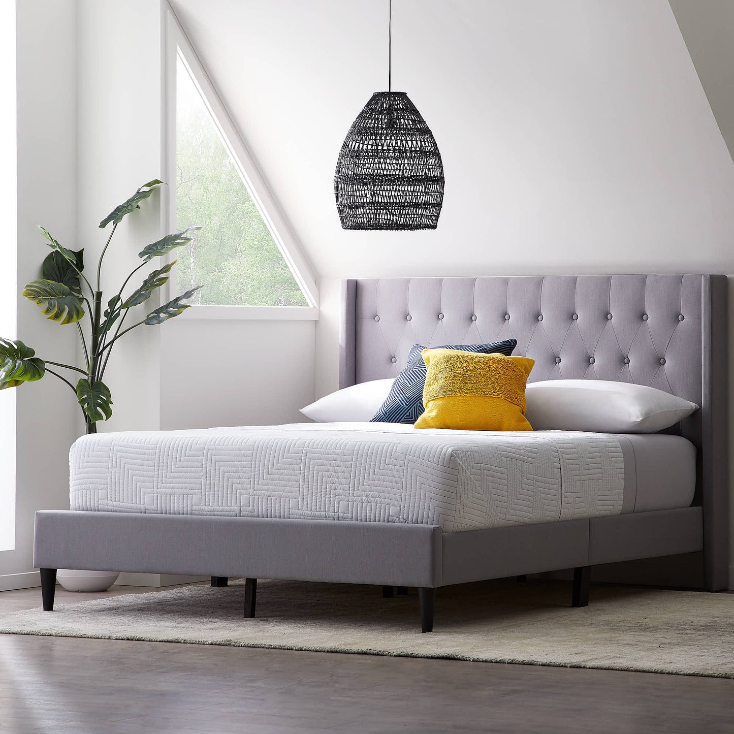Wren Upholstered Bed